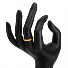Диамантен пръстен от жълто злато проба 585 - лъскави рамене, три бляскави брилянта