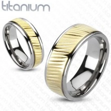 Титаниев пръстен - лента в златен цвят с диагонални бразди 