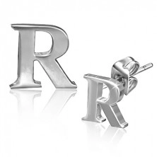 Обеци, изработени от стомана - главна лъскава буква R